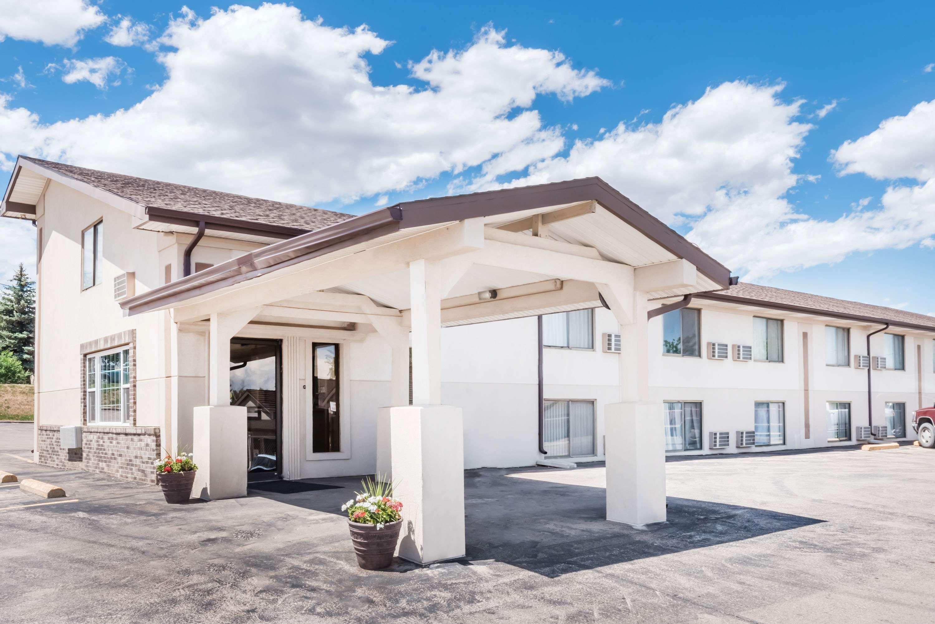 Hotel Super 8 by Wyndham Belle Fourche SD Exterior foto